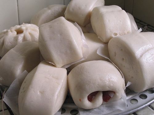 How to Make Soft & Fluffy Mantou (Chinese Steamed Buns) - 3thanWong